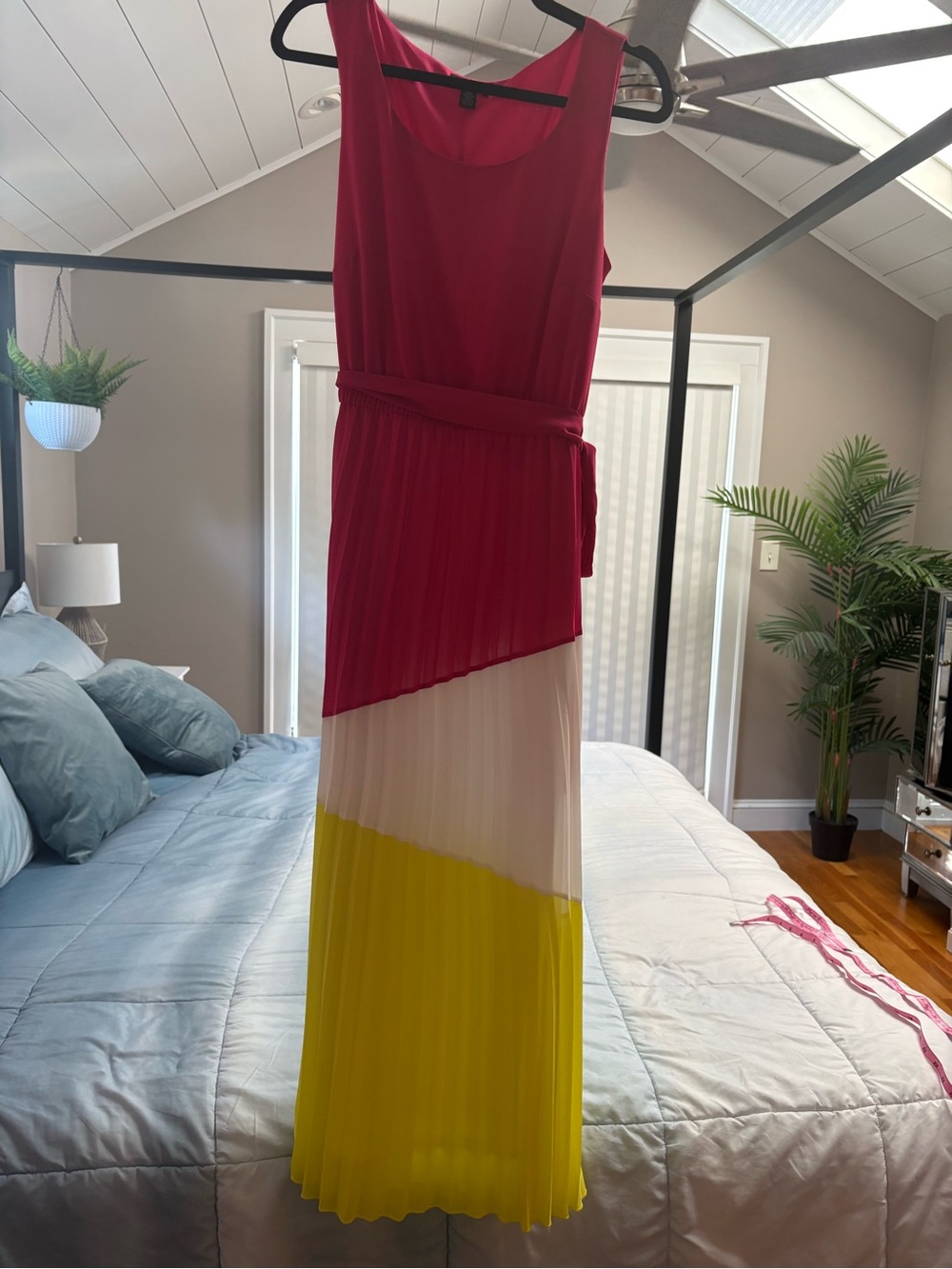 Sleeveless Colorblock Maxi Dress in Magenta/Pink & Yellow